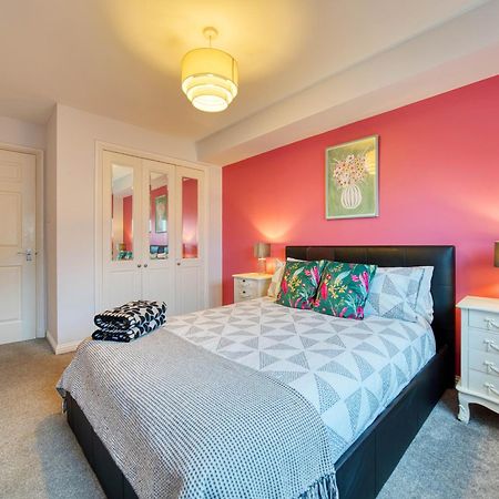 Ferienwohnung Modern 2 Bed Flat With Free Parking Glasgow Exterior foto